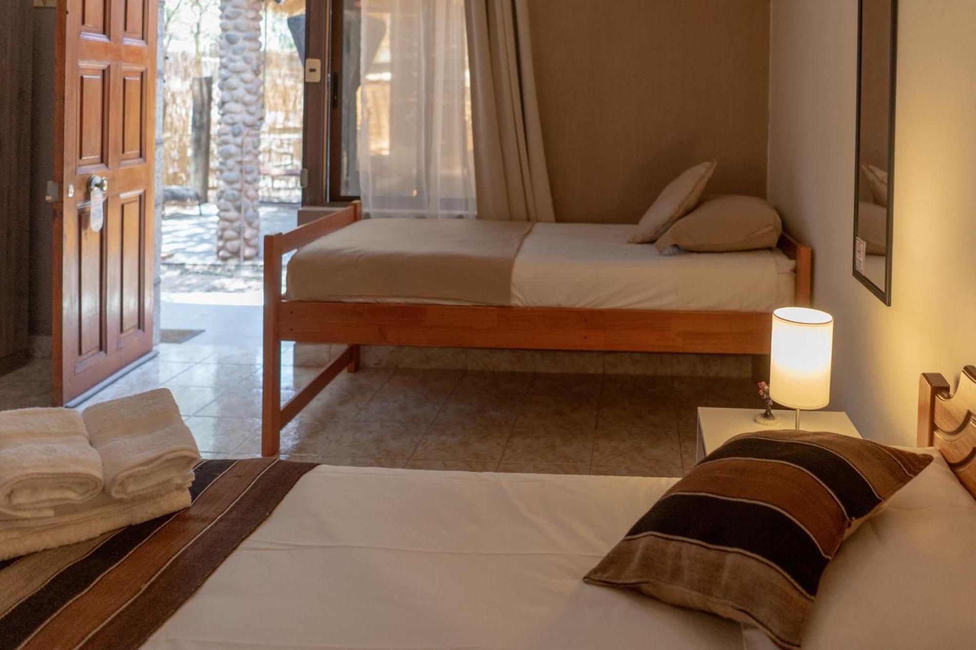 Hostal Katarpe San Pedro de Atacama Rum bild